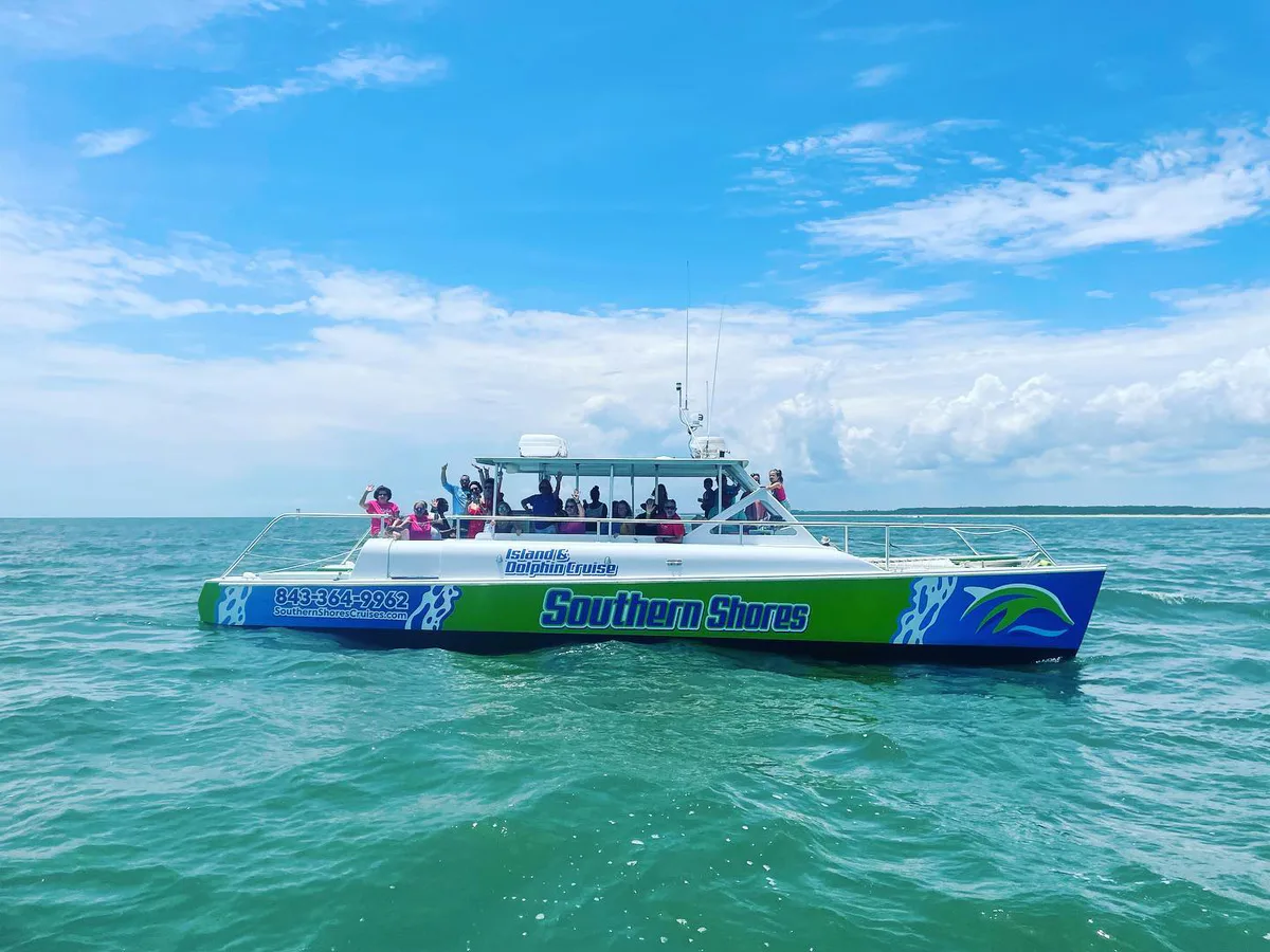 Southern Shores Island & Dolphin Cruise