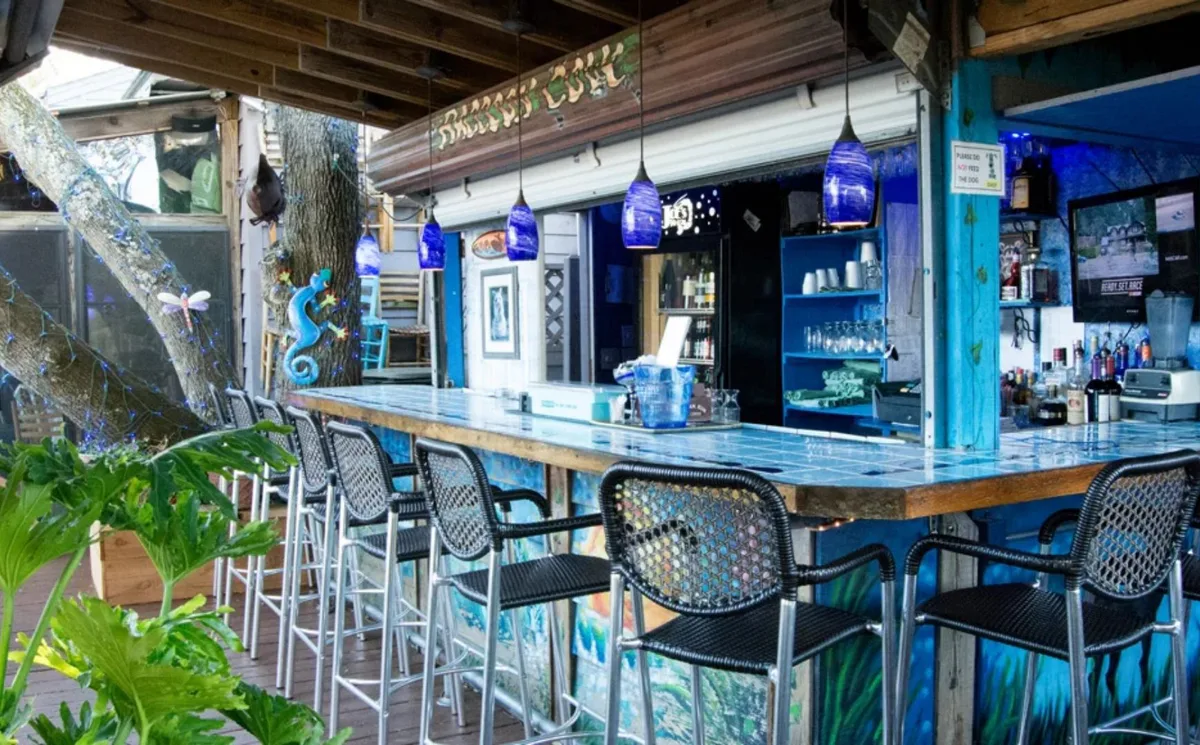 Joe's Bar & Grill